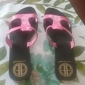 Lilly Pulitzer pink slides as 8.5